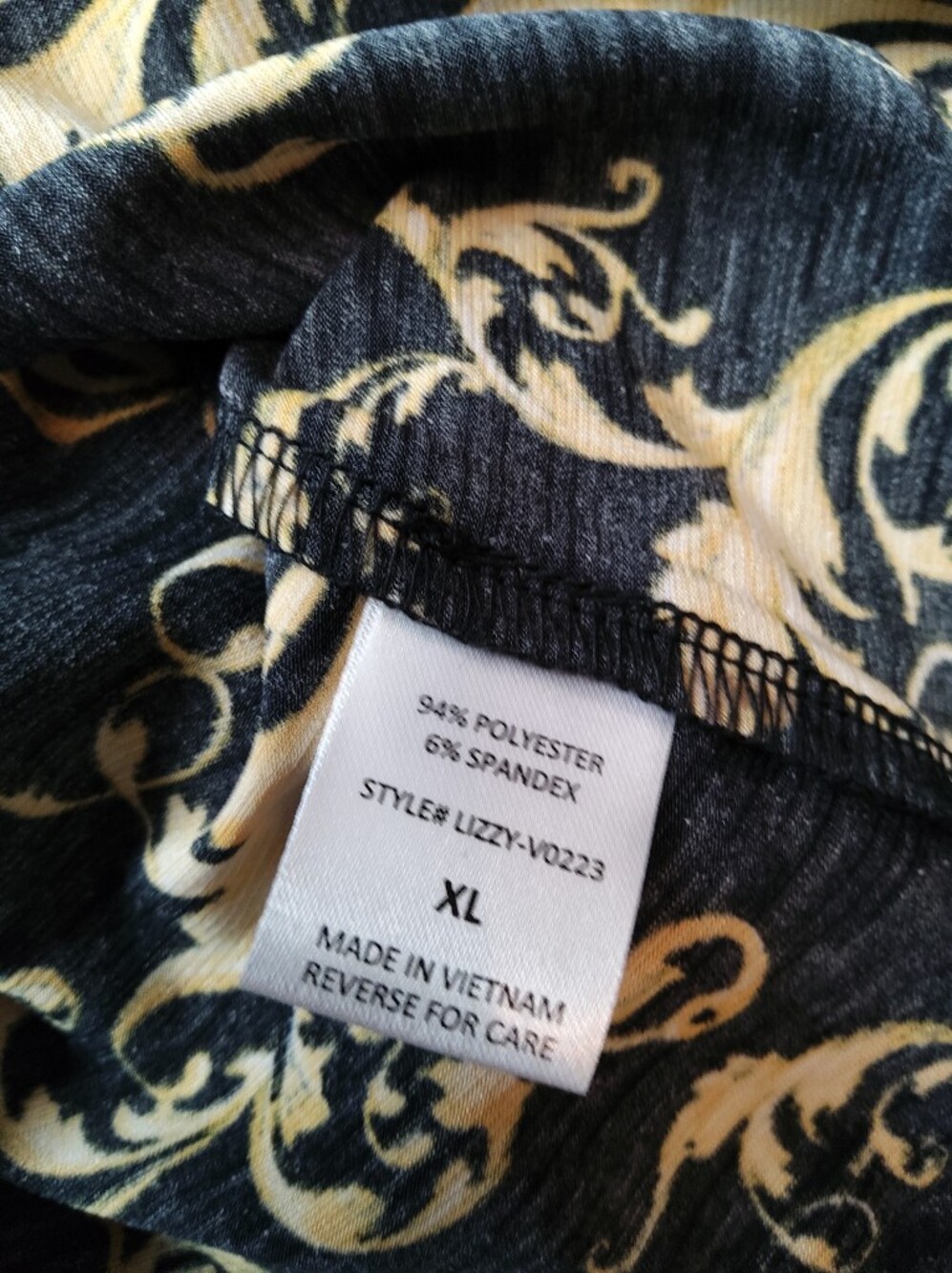 Dear Scarlett Black & Gold Baroque Tunic Top - Picture 11 of 11